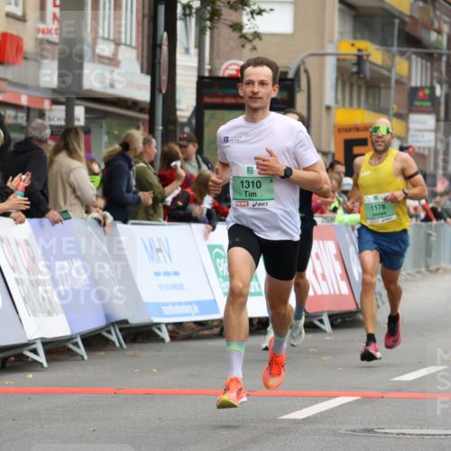 21.09.2025 - PSD Bank Halbmarathon Strokosch-Dieckow http://msf.ph/oto/8941375 21.09.2025 11:24:40 Ziel 1178, 1310, 1471, 1989, 3913 meine-sportfotos.de