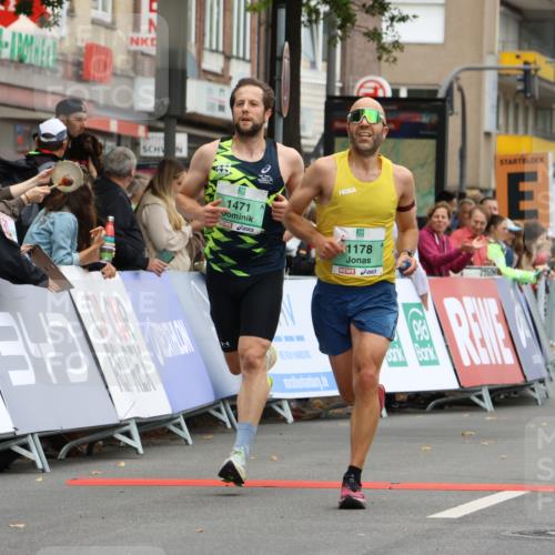 21.09.2025 - PSD Bank Halbmarathon Strokosch-Dieckow http://msf.ph/oto/8941386 21.09.2025 11:24:42 Ziel 1178, 1310, 1471, 1989, 3913 meine-sportfotos.de