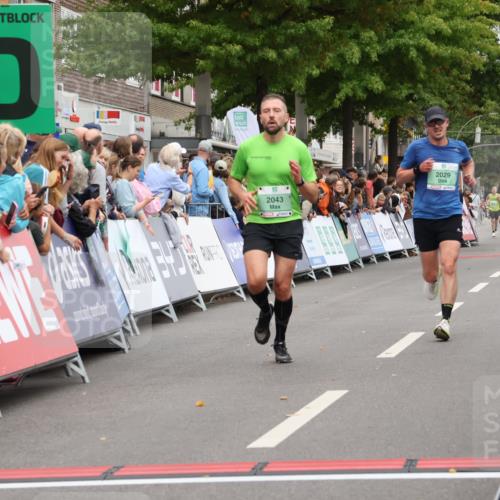 21.09.2025 - PSD Bank Halbmarathon Strokosch-Dieckow http://msf.ph/oto/8941402 21.09.2025 11:41:50 Ziel 1399, 1758, 1887, 2029, 2043, 2111, 2231, 3895 meine-sportfotos.de