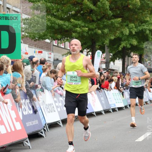 21.09.2025 - PSD Bank Halbmarathon Strokosch-Dieckow http://msf.ph/oto/8941431 21.09.2025 11:42:11 Ziel 1484, 1518, 1801, 2045, 2425 meine-sportfotos.de