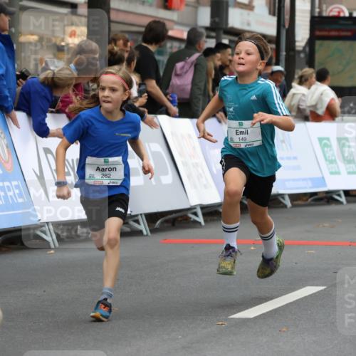 21.09.2025 - PSD Bank Halbmarathon Strokosch-Dieckow http://msf.ph/oto/8941457 21.09.2025 10:27:39 Ziel 107, 149, 262, 341, 342, 362, 392, 399, 436 meine-sportfotos.de