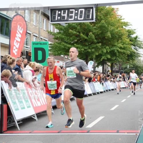 21.09.2025 - PSD Bank Halbmarathon Strokosch-Dieckow http://msf.ph/oto/8941463 21.09.2025 11:42:24 Ziel 1363, 2224, 2278, 3928 meine-sportfotos.de