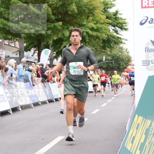 21.09.2025 - PSD Bank Halbmarathon Strokosch-Dieckow http://msf.ph/oto/8941470 21.09.2025 11:42:28 Ziel 1363, 1899, 2224, 2278, 2380, 3928, 4048 meine-sportfotos.de