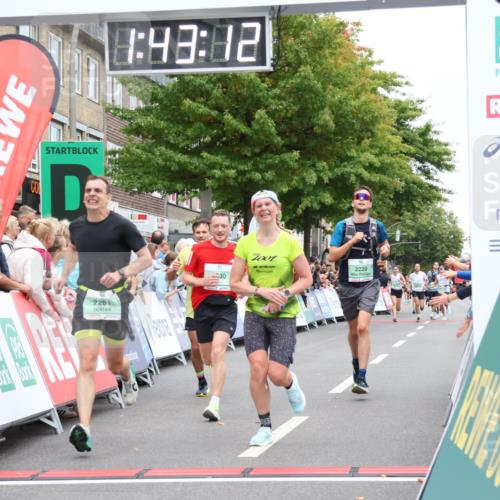 21.09.2025 - PSD Bank Halbmarathon Strokosch-Dieckow http://msf.ph/oto/8941500 21.09.2025 11:42:35 Ziel 1058, 1899, 1995, 2220, 2253, 2281, 2380, 3928, 3930, 4048 meine-sportfotos.de