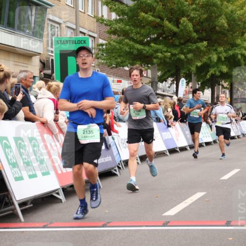 21.09.2025 - PSD Bank Halbmarathon Strokosch-Dieckow http://msf.ph/oto/8941573 21.09.2025 11:42:56 Ziel 1090, 1749, 1750, 2123, 2135, 2158, 2174, 2207, 3315 meine-sportfotos.de