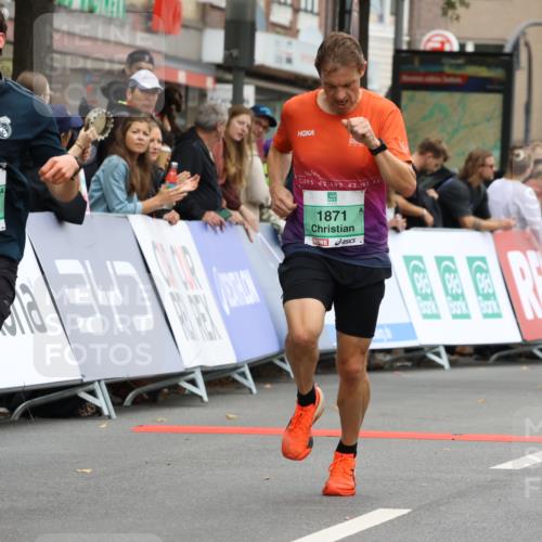 21.09.2025 - PSD Bank Halbmarathon Strokosch-Dieckow http://msf.ph/oto/8941575 21.09.2025 11:25:30 Ziel 1608, 1627, 1857, 1871 meine-sportfotos.de