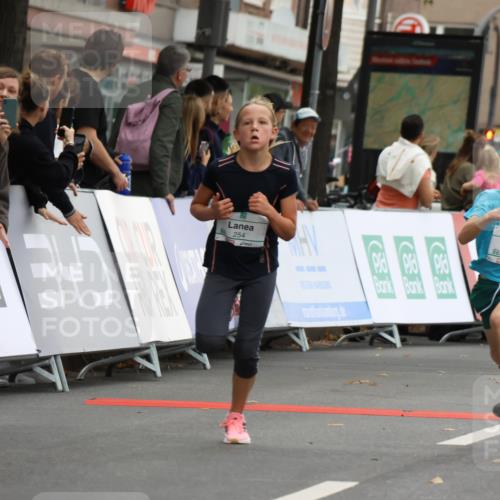 21.09.2025 - PSD Bank Halbmarathon Strokosch-Dieckow http://msf.ph/oto/8941620 21.09.2025 10:27:53 Ziel 144, 203, 241, 254, 289, 354, 367, 401, 411, 451 meine-sportfotos.de