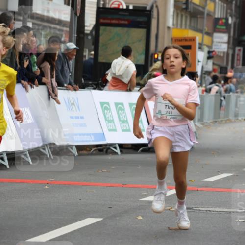 21.09.2025 - PSD Bank Halbmarathon Strokosch-Dieckow http://msf.ph/oto/8941658 21.09.2025 10:27:56 Ziel 144, 203, 241, 254, 289, 354, 356, 367, 401, 411, 451 meine-sportfotos.de