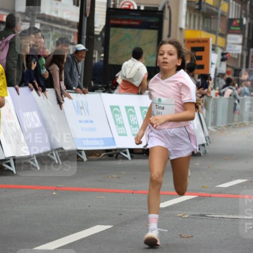 21.09.2025 - PSD Bank Halbmarathon Strokosch-Dieckow http://msf.ph/oto/8941666 21.09.2025 10:27:56 Ziel 144, 203, 241, 254, 289, 354, 356, 367, 401, 411, 451 meine-sportfotos.de