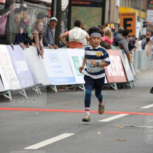 21.09.2025 - PSD Bank Halbmarathon Strokosch-Dieckow http://msf.ph/oto/8941678 21.09.2025 10:28:00 Ziel 203, 241, 253, 254, 289, 356, 401, 411, 425, 442 meine-sportfotos.de