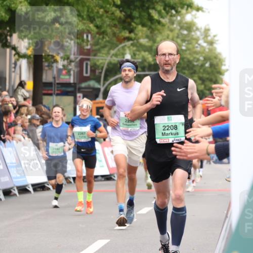 21.09.2025 - PSD Bank Halbmarathon Strokosch-Dieckow http://msf.ph/oto/8941692 21.09.2025 11:43:32 Ziel 1262, 1804, 1856, 1943, 2027, 2154, 2208, 2252, 3920 meine-sportfotos.de