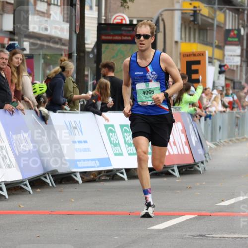 21.09.2025 - PSD Bank Halbmarathon Strokosch-Dieckow http://msf.ph/oto/8941728 21.09.2025 11:26:15 Ziel 1868, 1916, 2249, 4066 meine-sportfotos.de
