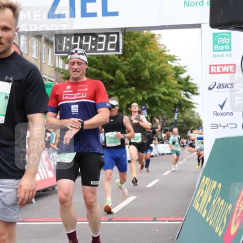 21.09.2025 - PSD Bank Halbmarathon Strokosch-Dieckow http://msf.ph/oto/8941764 21.09.2025 11:43:55 Ziel 1217, 1333, 1736, 2054, 2119, 2145, 2147, 2192, 2447, 3934 meine-sportfotos.de