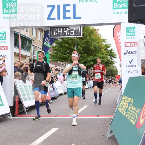 21.09.2025 - PSD Bank Halbmarathon Strokosch-Dieckow http://msf.ph/oto/8941784 21.09.2025 11:44:00 Ziel 1282, 1333, 1336, 2054, 2119, 2147, 2192, 2350, 2447, 3918 meine-sportfotos.de