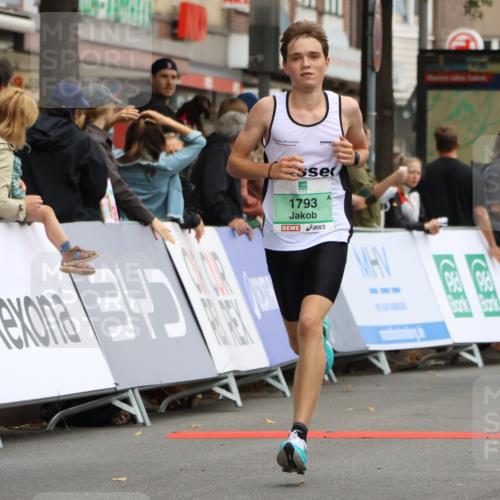 21.09.2025 - PSD Bank Halbmarathon Strokosch-Dieckow http://msf.ph/oto/8941850 21.09.2025 11:26:48 Ziel 1439, 1793, 4040 meine-sportfotos.de