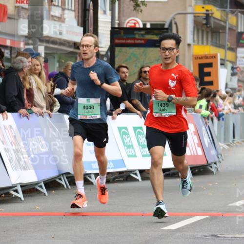 21.09.2025 - PSD Bank Halbmarathon Strokosch-Dieckow http://msf.ph/oto/8941869 21.09.2025 11:26:52 Ziel 1439, 1793, 4040 meine-sportfotos.de