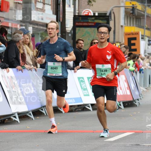 21.09.2025 - PSD Bank Halbmarathon Strokosch-Dieckow http://msf.ph/oto/8941873 21.09.2025 11:26:52 Ziel 1439, 1793, 4040 meine-sportfotos.de