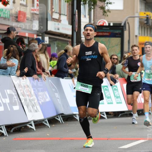 21.09.2025 - PSD Bank Halbmarathon Strokosch-Dieckow http://msf.ph/oto/8941899 21.09.2025 11:27:14 Ziel 1236, 1598, 1849, 1879, 4005 meine-sportfotos.de