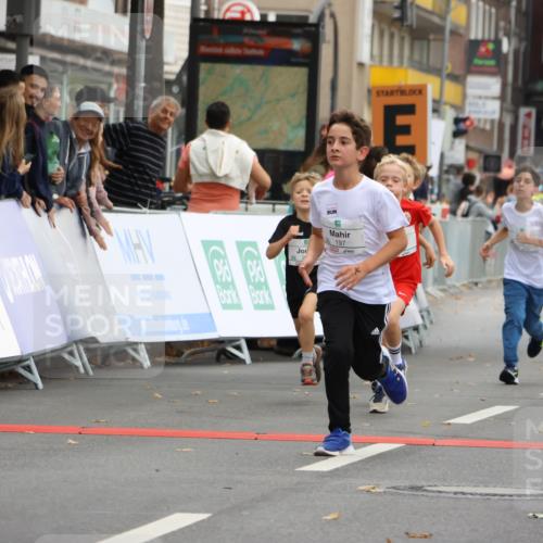 21.09.2025 - PSD Bank Halbmarathon Strokosch-Dieckow http://msf.ph/oto/8941923 21.09.2025 10:28:28 Ziel 123, 150, 157, 158, 197, 198, 204, 205, 215, 316, 317, 321, 426, 461 meine-sportfotos.de
