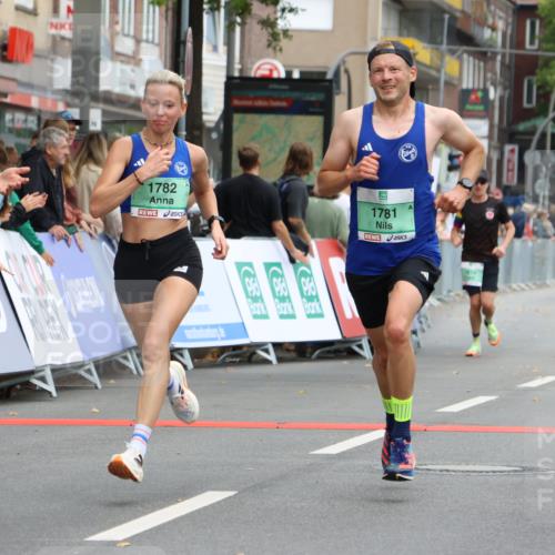 21.09.2025 - PSD Bank Halbmarathon Strokosch-Dieckow http://msf.ph/oto/8941932 21.09.2025 11:27:25 Ziel 1236, 1781, 1782, 1831, 1874, 1879, 1953, 4019 meine-sportfotos.de