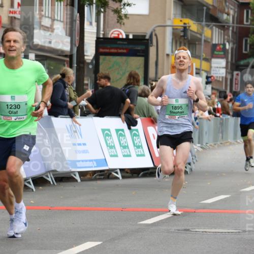 21.09.2025 - PSD Bank Halbmarathon Strokosch-Dieckow http://msf.ph/oto/8941954 21.09.2025 11:27:37 Ziel 1230, 1874, 1895, 1949, 1953 meine-sportfotos.de
