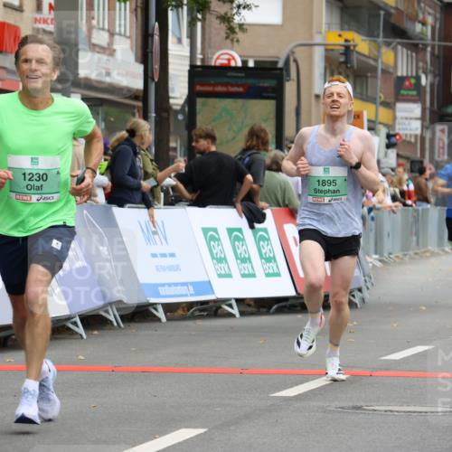 21.09.2025 - PSD Bank Halbmarathon Strokosch-Dieckow http://msf.ph/oto/8941956 21.09.2025 11:27:37 Ziel 1230, 1874, 1895, 1949, 1953 meine-sportfotos.de