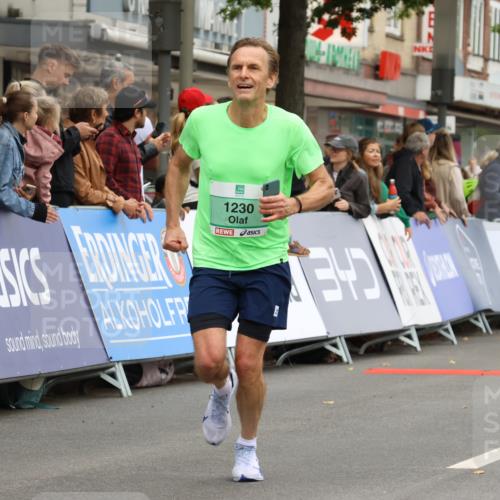 21.09.2025 - PSD Bank Halbmarathon Strokosch-Dieckow http://msf.ph/oto/8941962 21.09.2025 11:27:38 Ziel 1230, 1874, 1895, 1949, 1953 meine-sportfotos.de