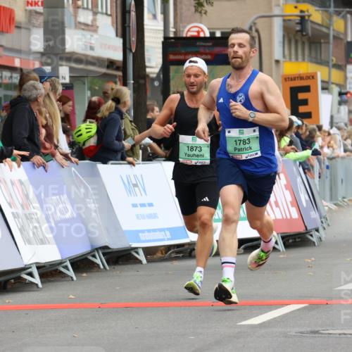 21.09.2025 - PSD Bank Halbmarathon Strokosch-Dieckow http://msf.ph/oto/8941978 21.09.2025 11:27:50 Ziel 1018, 1783, 1873, 2266 meine-sportfotos.de