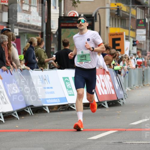 21.09.2025 - PSD Bank Halbmarathon Strokosch-Dieckow http://msf.ph/oto/8942018 21.09.2025 11:28:04 Ziel 1018, 1872, 1927, 2266 meine-sportfotos.de