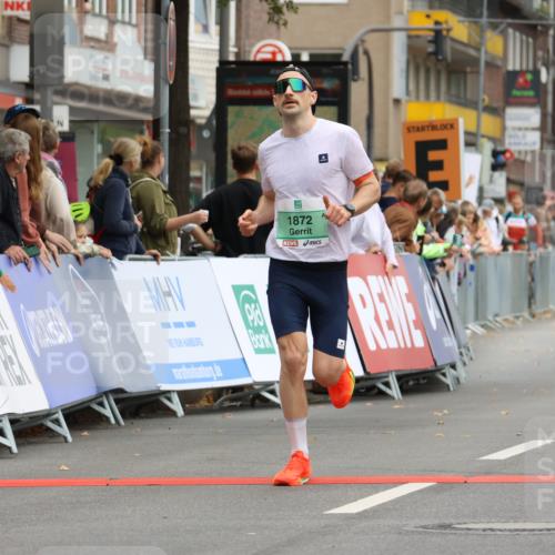 21.09.2025 - PSD Bank Halbmarathon Strokosch-Dieckow http://msf.ph/oto/8942019 21.09.2025 11:28:04 Ziel 1018, 1872, 1927, 2266 meine-sportfotos.de