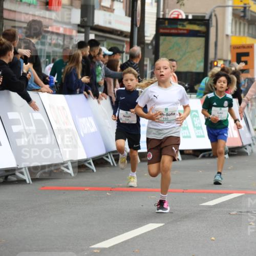 21.09.2025 - PSD Bank Halbmarathon Strokosch-Dieckow http://msf.ph/oto/8942031 21.09.2025 10:28:50 Ziel 109, 126, 142, 167, 193, 194, 212, 255, 258, 266, 337, 338, 357, 388, 389, 397, 408, 412, 415, 440 meine-sportfotos.de