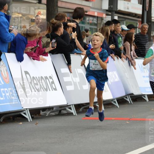 21.09.2025 - PSD Bank Halbmarathon Strokosch-Dieckow http://msf.ph/oto/8942077 21.09.2025 10:28:56 Ziel 109, 134, 142, 155, 167, 168, 193, 194, 196, 212, 255, 258, 267, 294, 337, 338, 412, 415, 452 meine-sportfotos.de