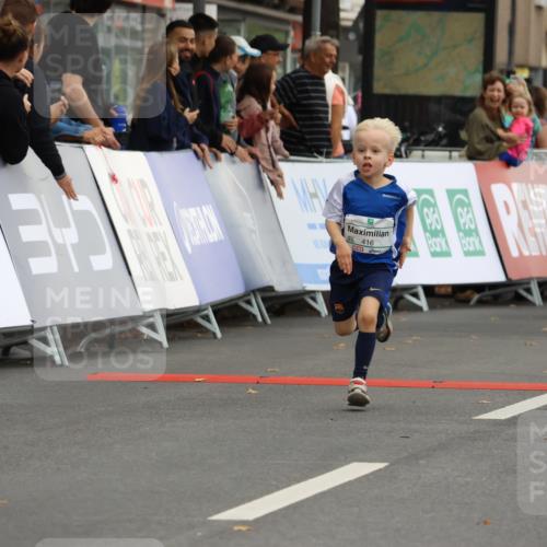 21.09.2025 - PSD Bank Halbmarathon Strokosch-Dieckow http://msf.ph/oto/8942128 21.09.2025 10:29:07 Ziel 134, 155, 168, 196, 267, 294, 327, 390, 395, 416, 443, 452, 455 meine-sportfotos.de