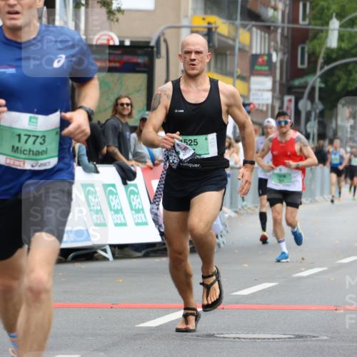 21.09.2025 - PSD Bank Halbmarathon Strokosch-Dieckow http://msf.ph/oto/8942192 21.09.2025 11:29:26 Ziel 1314, 1408, 1437, 1472, 1525, 1773, 1854, 2955, 3898 meine-sportfotos.de