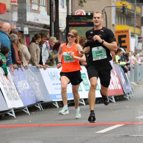 21.09.2025 - PSD Bank Halbmarathon Strokosch-Dieckow http://msf.ph/oto/8942244 21.09.2025 11:29:51 Ziel 1325, 1407, 1939, 2288 meine-sportfotos.de