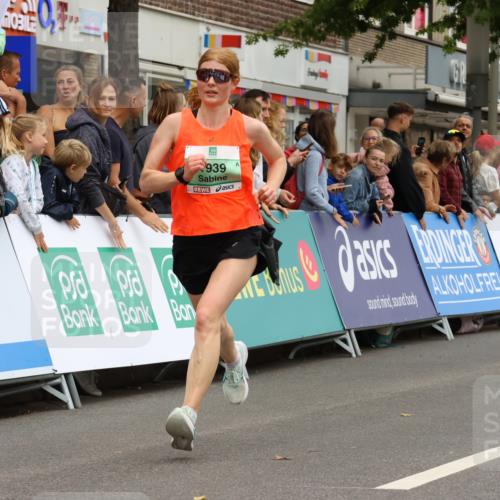 21.09.2025 - PSD Bank Halbmarathon Strokosch-Dieckow http://msf.ph/oto/8942253 21.09.2025 11:29:55 Ziel 1325, 1407, 1463, 1939, 2288 meine-sportfotos.de