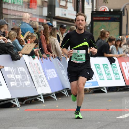 21.09.2025 - PSD Bank Halbmarathon Strokosch-Dieckow http://msf.ph/oto/8942289 21.09.2025 11:30:16 Ziel 1225, 1878, 1969 meine-sportfotos.de