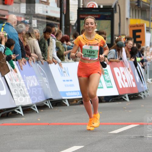 21.09.2025 - PSD Bank Halbmarathon Strokosch-Dieckow http://msf.ph/oto/8942302 21.09.2025 11:30:28 Ziel 1109, 1429 meine-sportfotos.de