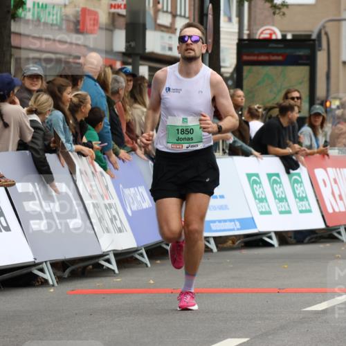 21.09.2025 - PSD Bank Halbmarathon Strokosch-Dieckow http://msf.ph/oto/8942349 21.09.2025 11:30:43 Ziel 1066, 1109, 1689, 1850, 2022, 2121 meine-sportfotos.de