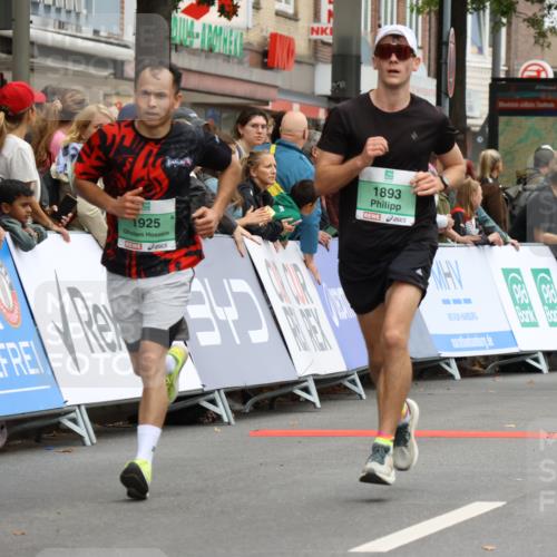 21.09.2025 - PSD Bank Halbmarathon Strokosch-Dieckow http://msf.ph/oto/8942446 21.09.2025 11:31:15 Ziel 1858, 1893, 1925 meine-sportfotos.de