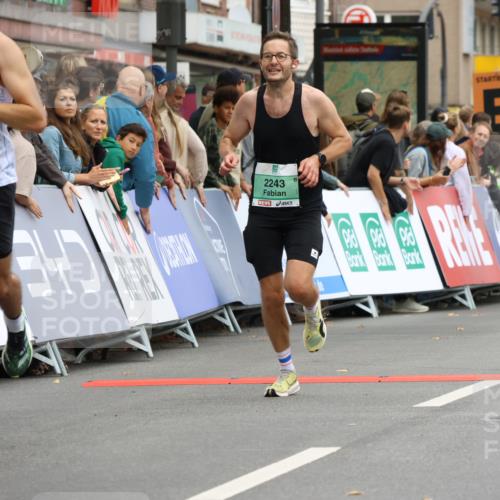 21.09.2025 - PSD Bank Halbmarathon Strokosch-Dieckow http://msf.ph/oto/8942494 21.09.2025 11:31:37 Ziel 1174, 1317, 1607, 1972, 1991, 2061, 2076, 2243 meine-sportfotos.de