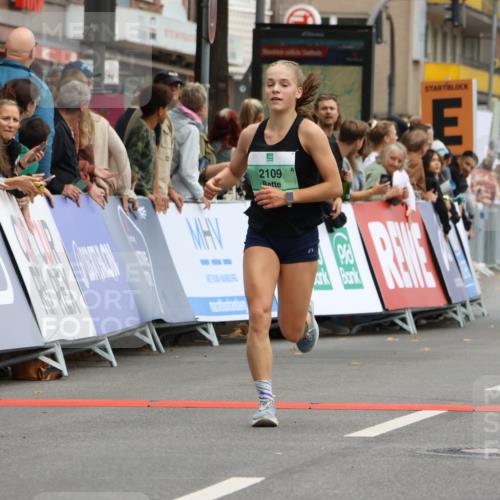 21.09.2025 - PSD Bank Halbmarathon Strokosch-Dieckow http://msf.ph/oto/8942558 21.09.2025 11:31:58 Ziel 1052, 1167, 1326, 1852, 1888, 1890, 2109 meine-sportfotos.de