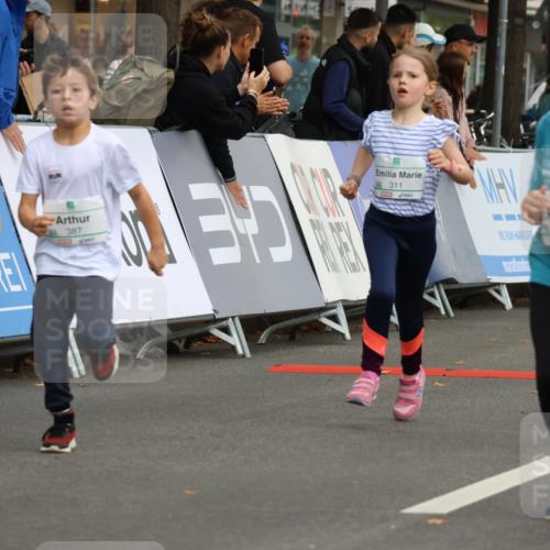 21.09.2025 - PSD Bank Halbmarathon Strokosch-Dieckow http://msf.ph/oto/8942563 21.09.2025 10:31:17 Ziel 139, 147, 148, 277, 311, 376, 387 meine-sportfotos.de