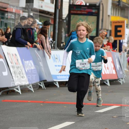 21.09.2025 - PSD Bank Halbmarathon Strokosch-Dieckow http://msf.ph/oto/8942576 21.09.2025 10:31:21 Ziel 139, 147, 148, 287, 311, 326, 352, 376, 387, 414, 439 meine-sportfotos.de