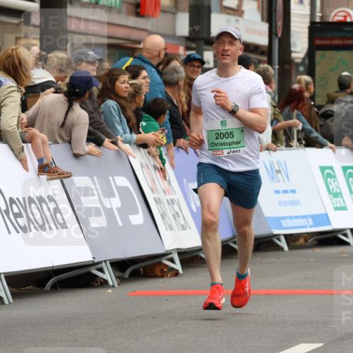 21.09.2025 - PSD Bank Halbmarathon Strokosch-Dieckow http://msf.ph/oto/8942577 21.09.2025 11:32:12 Ziel 2005, 3572 meine-sportfotos.de
