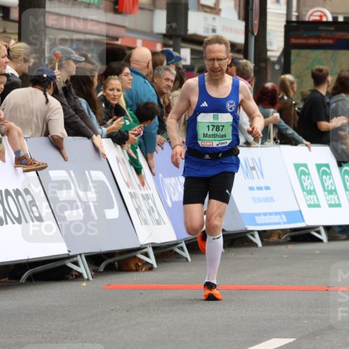 21.09.2025 - PSD Bank Halbmarathon Strokosch-Dieckow http://msf.ph/oto/8942616 21.09.2025 11:32:41 Ziel 1251, 1787, 2090 meine-sportfotos.de