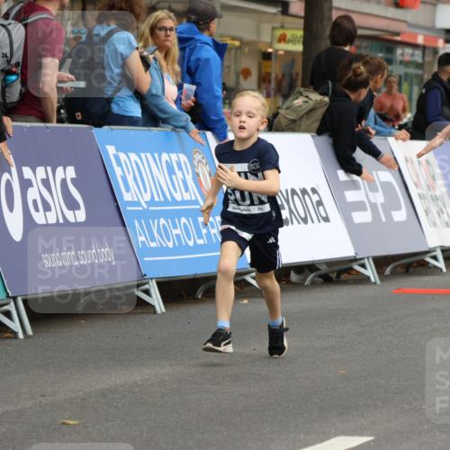 21.09.2025 - PSD Bank Halbmarathon Strokosch-Dieckow http://msf.ph/oto/8942623 21.09.2025 10:31:36 Ziel 122, 224, 287, 352, 404, 414, 454, 463 meine-sportfotos.de