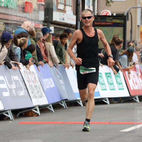 21.09.2025 - PSD Bank Halbmarathon Strokosch-Dieckow http://msf.ph/oto/8942647 21.09.2025 11:32:58 Ziel 1180, 1805, 1822, 1869 meine-sportfotos.de