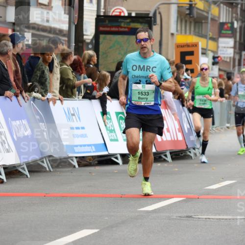 21.09.2025 - PSD Bank Halbmarathon Strokosch-Dieckow http://msf.ph/oto/8942691 21.09.2025 11:33:11 Ziel 1001, 1180, 1344, 1438, 1533, 1869, 1883, 1891, 1897, 1935, 1961, 2001 meine-sportfotos.de