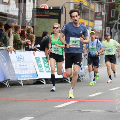 21.09.2025 - PSD Bank Halbmarathon Strokosch-Dieckow http://msf.ph/oto/8942698 21.09.2025 11:33:14 Ziel 1001, 1180, 1344, 1438, 1533, 1869, 1883, 1891, 1897, 1933, 1935, 1961, 2001, 2126, 4000, 4064 meine-sportfotos.de